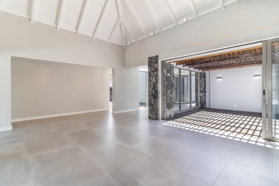 4 Bedroom Property for Sale in Pearl Valley at Val de Vie Western Cape